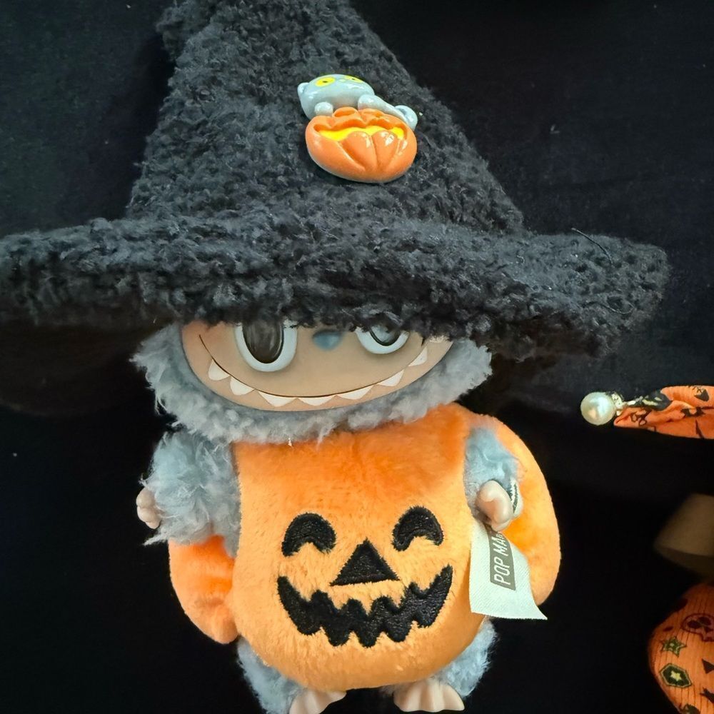 Brand new Halloween labubu pumpkin outfit Toy